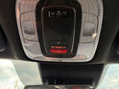 Used 2025 Hyundai Elantra SEL FWD image 40