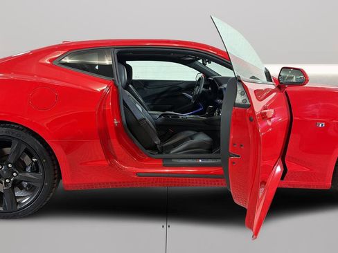 Used 2016 Chevrolet Camaro SS RWD image 33
