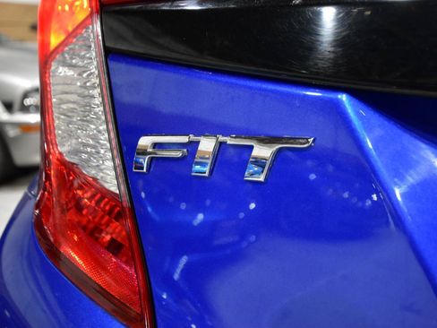 Used 2019 Honda Fit LX image 6