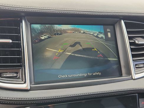 Used 2023 INFINITI QX50 Luxe image 18