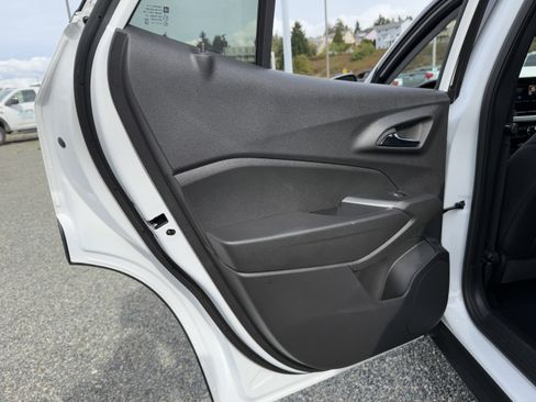 New 2026 Chevrolet Trax LT w/ Driver Confidence Package image 27