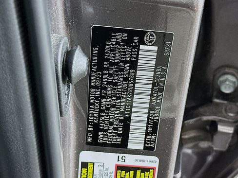 Used 2024 Toyota Camry LE image 12