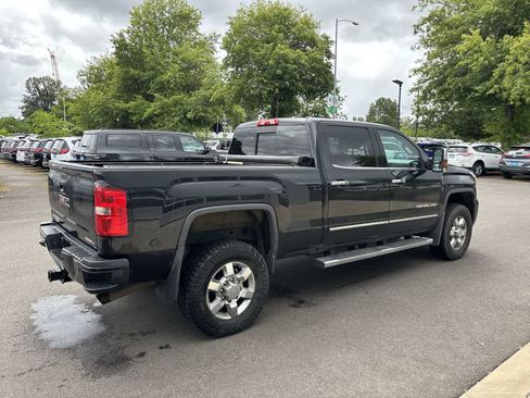 Used 2015 GMC Sierra 2500 Denali AWD/4WD image 3