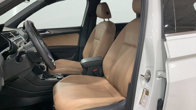 Certified 2024 Volkswagen Tiguan SE AWD/4WD image 23