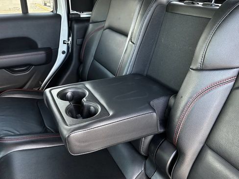 Used 2022 Jeep Gladiator Rubicon w/ LED Lighting Group AWD/4WD image 28