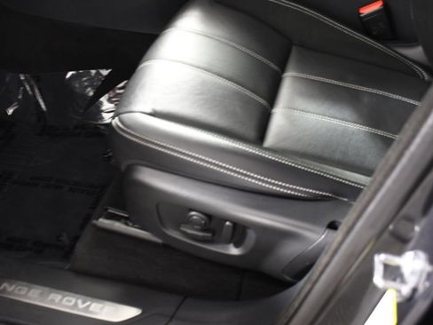 Used 2021 Land Rover Range Rover Velar S image 16