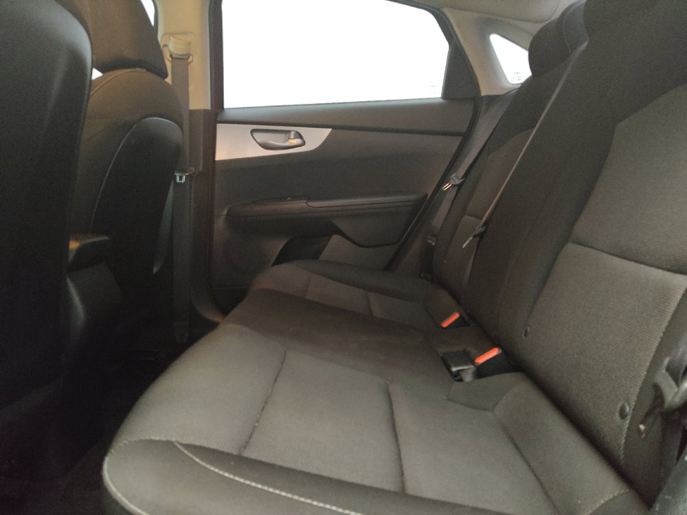 Used 2022 Kia Forte LXS FWD image 18
