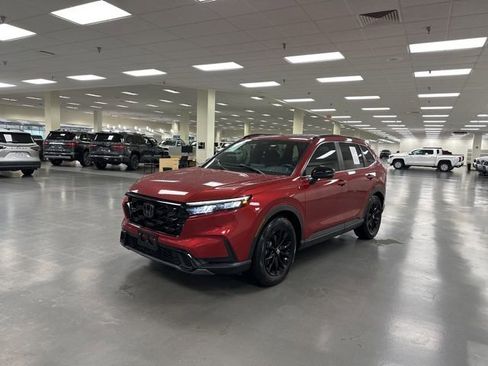 Used 2023 Honda CR-V Sport image 3