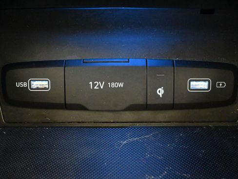 Certified 2022 Hyundai Tucson Limited image 18