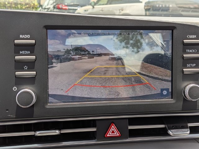 Used 2023 Hyundai Elantra SEL FWD image 29
