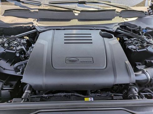 New 2025 Land Rover Discovery Dynamic SE AWD/4WD image 18