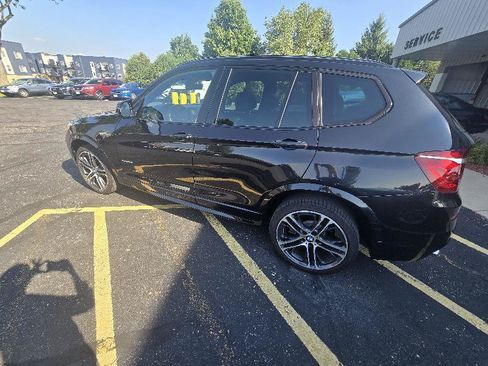 Used 2017 BMW X3 xDrive28i AWD/4WD image 2