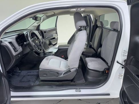 Used 2016 Chevrolet Colorado W/T w/ WT Convenience Package image 7