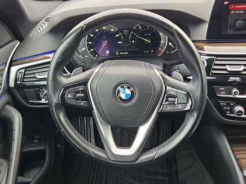 Used 2019 BMW 530i xDrive w/ Convenience Package image 21