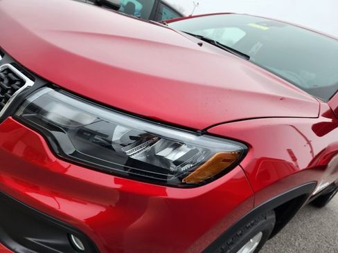 Used 2025 Jeep Compass Latitude image 22