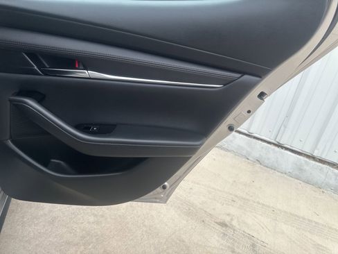 Certified 2025 MAZDA MAZDA3 s FWD image 16