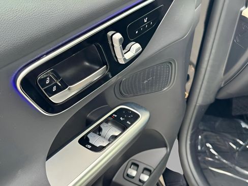 Certified 2025 Mercedes-Benz GLC 350e 4MATIC image 22