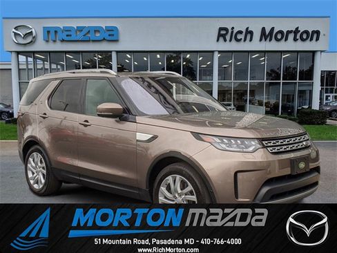 Used 2017 Land Rover Discovery HSE image 1