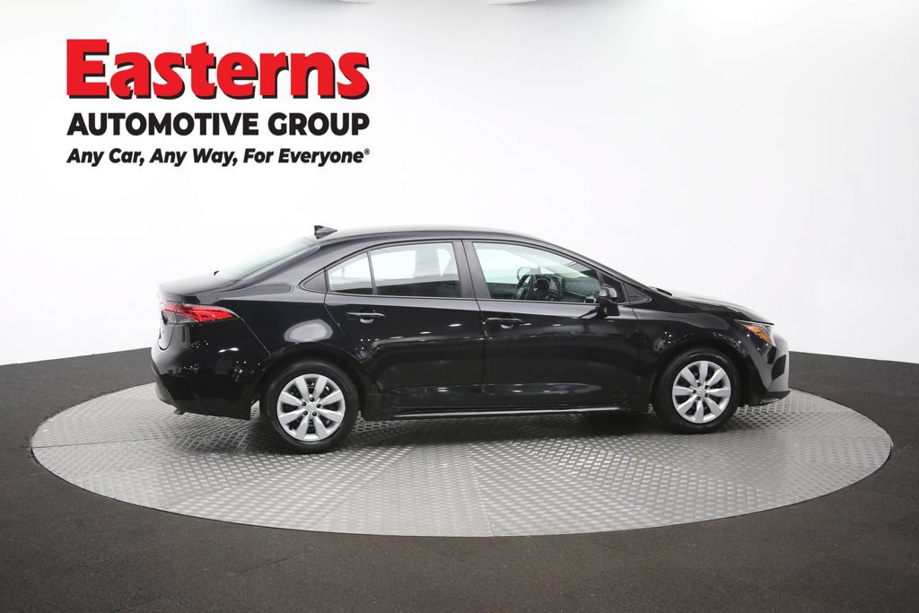 Used 2025 Toyota Corolla LE FWD image 43