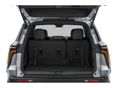 New 2027 Chevrolet Traverse Z71 w/ Driver Confidence Package AWD/4WD image 17