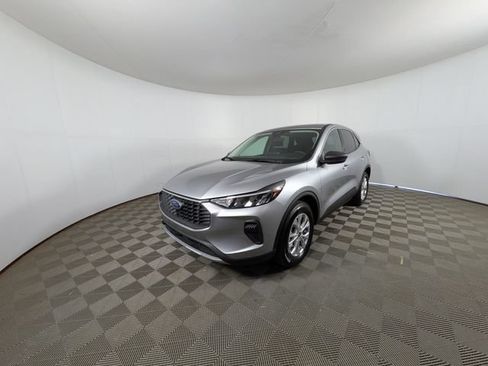 Used 2023 Ford Escape Active AWD/4WD image 25