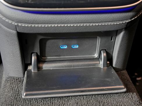 Used 2025 Mercedes-Benz S 580 4MATIC Sedan image 36