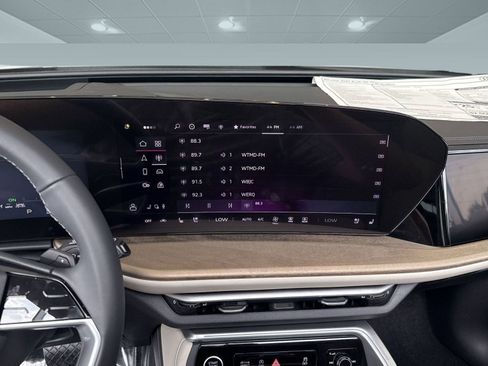 Used 2025 Audi Q5 Prestige image 30