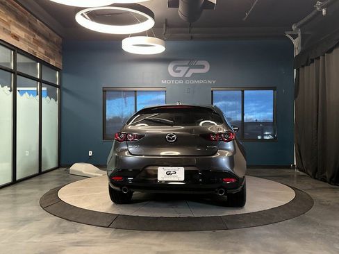 Used 2019 MAZDA MAZDA3 AWD Hatchback w/ Premium Pkg image 4