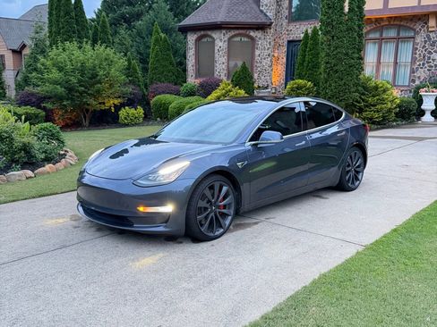 Used 2020 Tesla Model 3 Performance AWD/4WD image 1