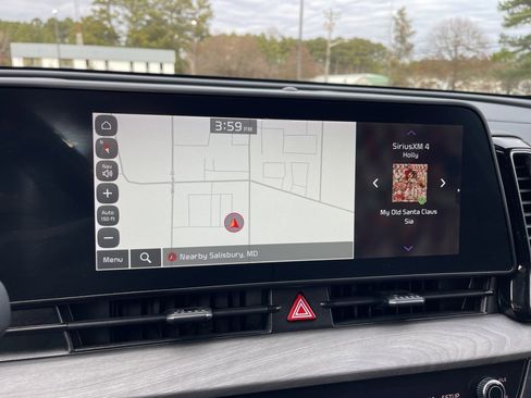 Used 2025 Kia Sportage X-Line image 10