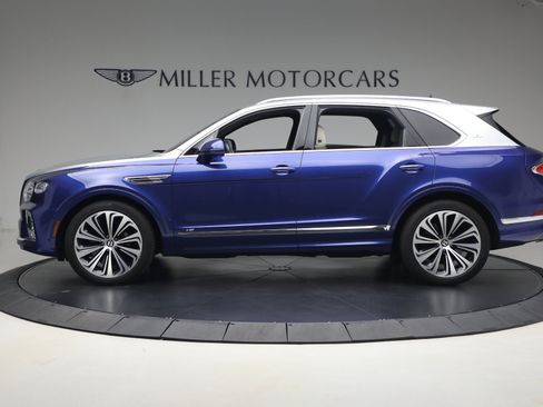 Certified 2022 Bentley Bentayga AWD/4WD image 3