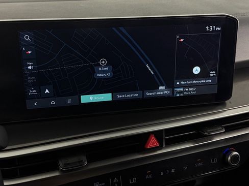 Used 2024 Kia Sorento S image 17