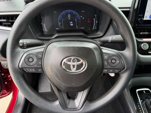 Used 2026 Toyota Corolla LE image 13