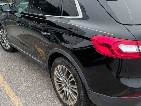 Used 2018 Lincoln MKX Reserve w/ Driver Assistance Package AWD/4WD image 6