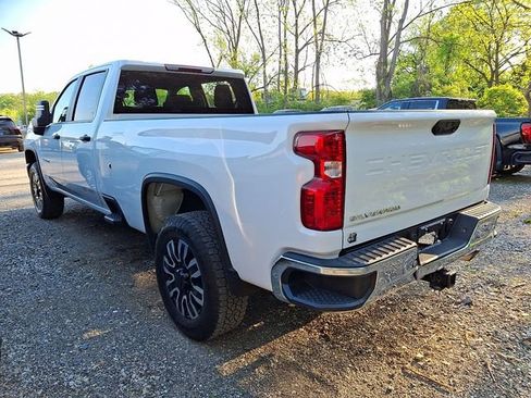 Used 2025 Chevrolet Silverado 2500 W/T w/ WT/CX Safety Package AWD/4WD image 4