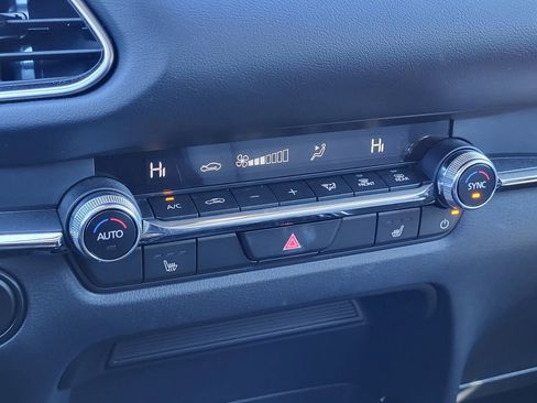 Used 2025 MAZDA CX-30 AWD 2.5 S w/ Preferred Package image 17