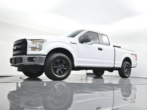 Used 2016 Ford F150 XL w/ Equipment Group 101A Mid AWD/4WD image 41