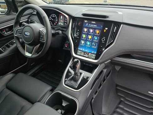 Used 2025 Subaru Outback Limited image 10