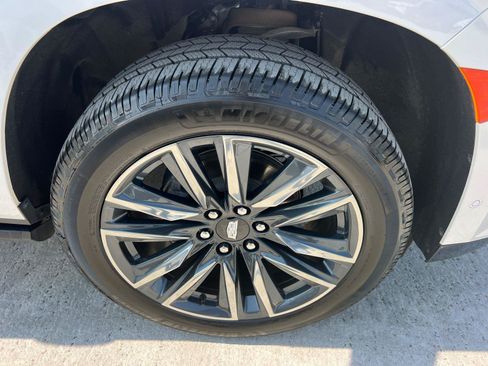 Used 2024 Cadillac Escalade Sport Platinum w/ Heavy-Duty Trailer Package AWD/4WD image 12