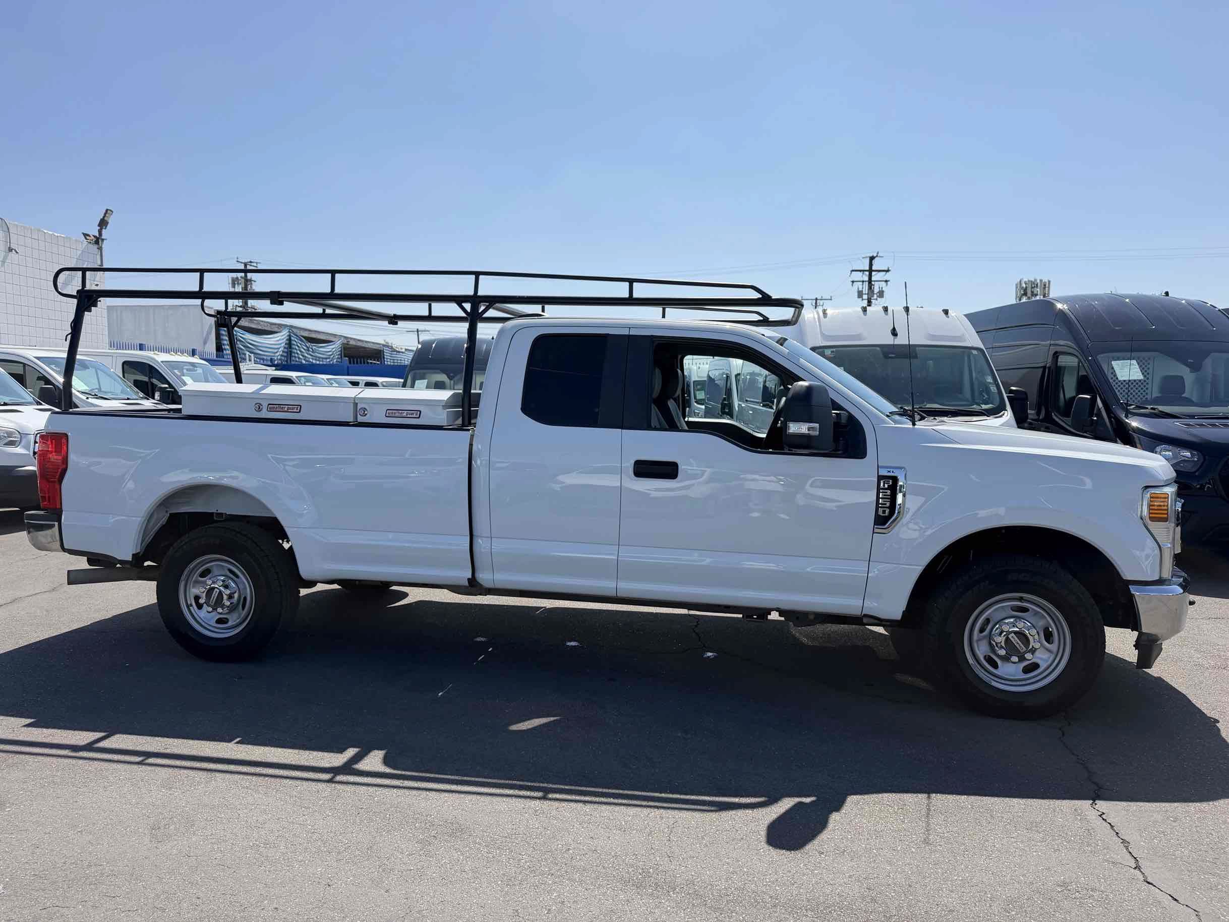 Used 2022 Ford F250 XL w/ Power Equipment Group RWD image 6
