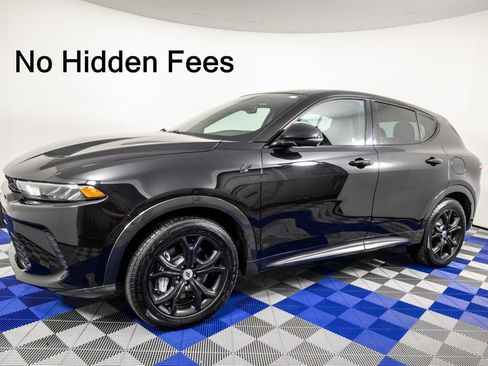 Used 2024 Dodge Hornet R/T Plus w/ R/T Blacktop Package AWD/4WD image 1