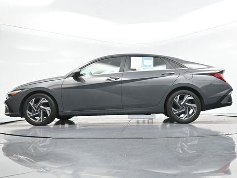 Used 2024 Hyundai Elantra SEL w/ Convenience Package FWD image 49