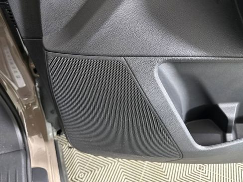 Used 2023 Nissan Pathfinder Platinum image 29