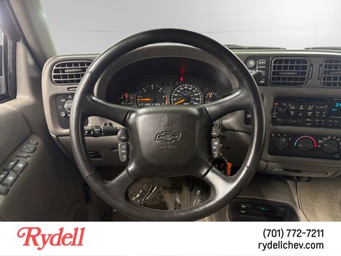 Used 1999 Chevrolet Blazer LS w/ Cold-Climate Pkg AWD/4WD image 13