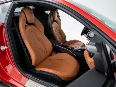 Used 2019 Ferrari 812 Superfast image 42