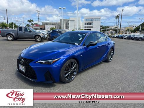 Used 2025 Lexus IS 350 F Sport RWD image 1