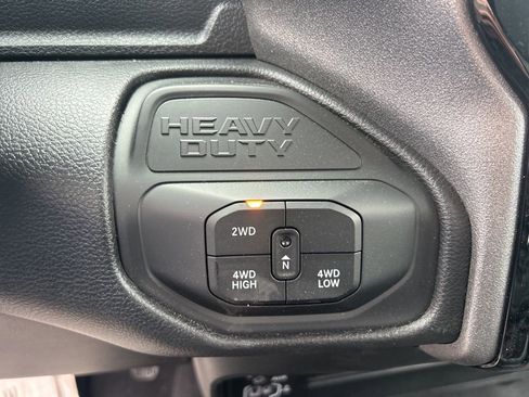 New 2026 RAM 2500 Tradesman AWD/4WD image 18