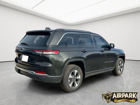 New 2023 Jeep Grand Cherokee 4WD 4xe image 4