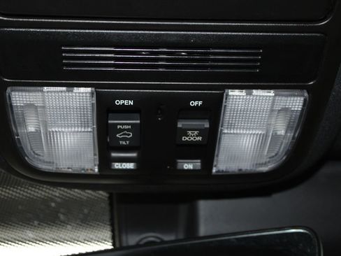 Used 2023 Honda Passport EX-L image 39
