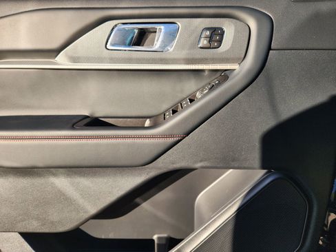 New 2026 Ford Explorer ST-Line w/ ST-Line Street Pack image 20